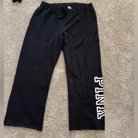 Victoria's Secret Off The Shoulder Sweatshirt & Wide-leg SET - Picture 3 of 6